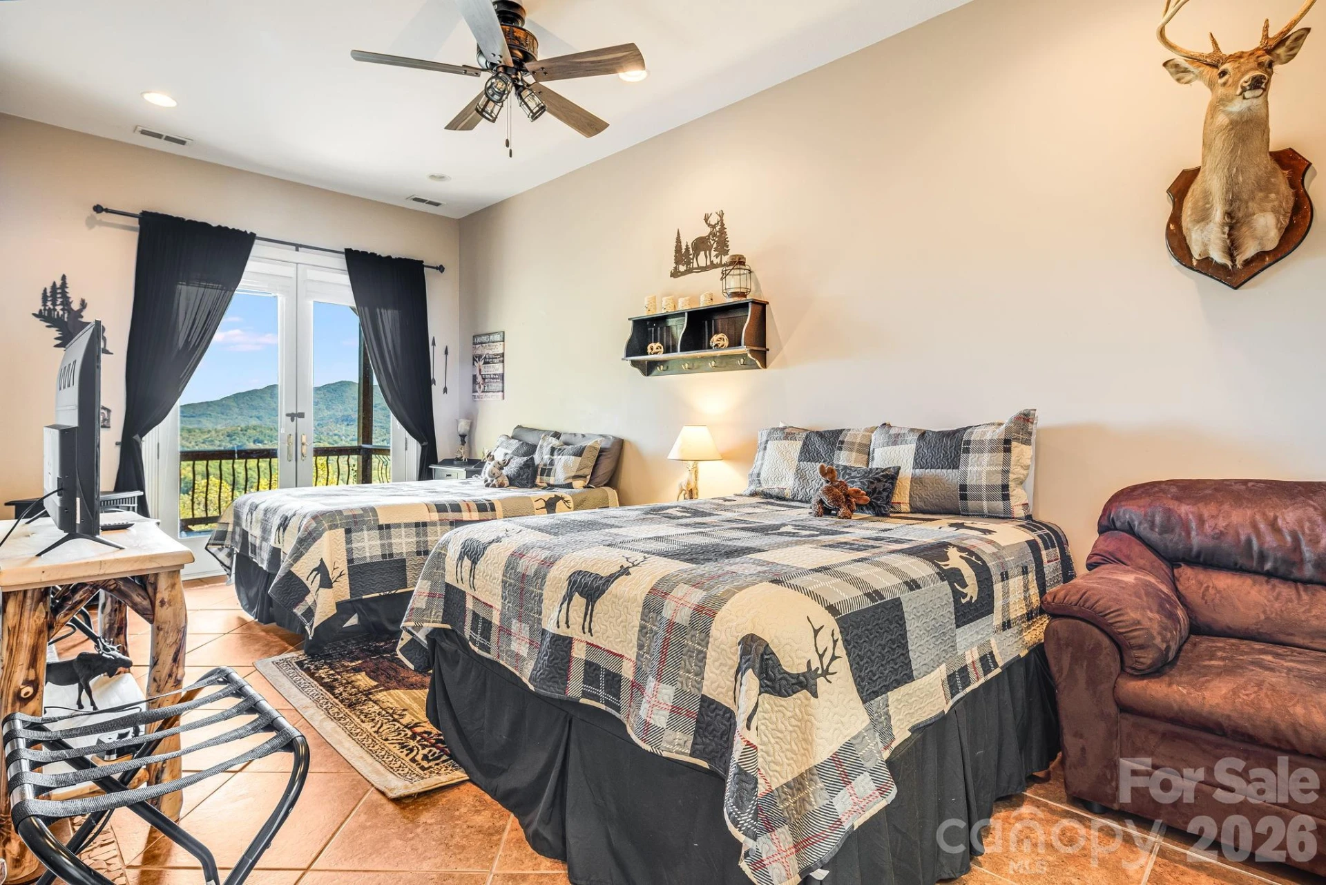 2076 Fontana Road - Photo 26