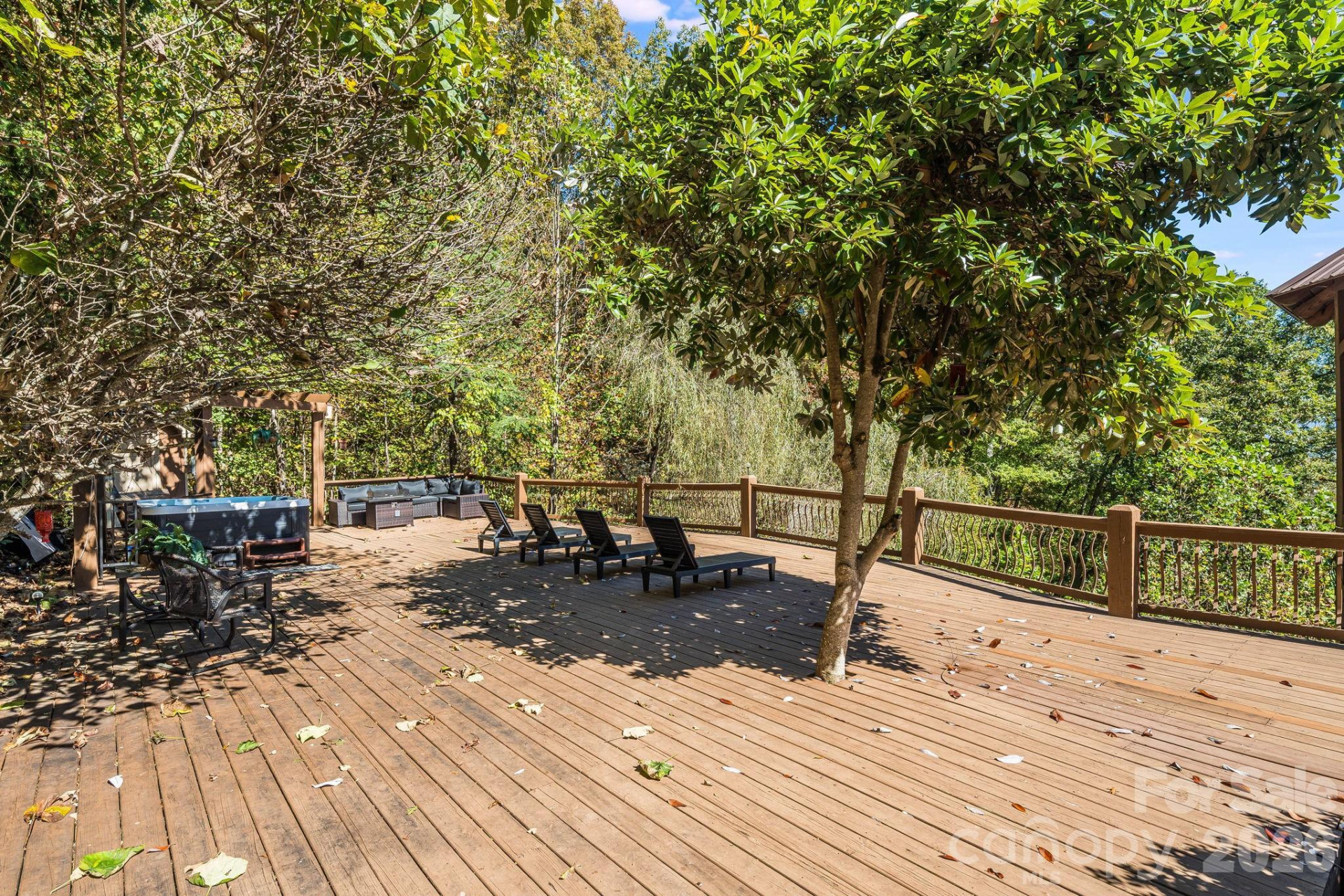 2076 Fontana Road - Photo 33