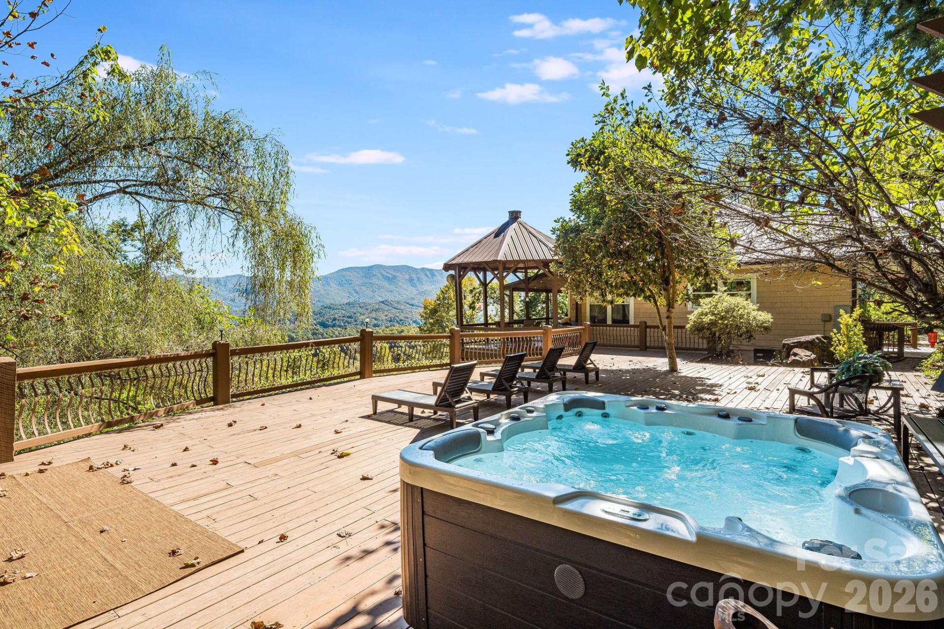 2076 Fontana Road - Photo 35