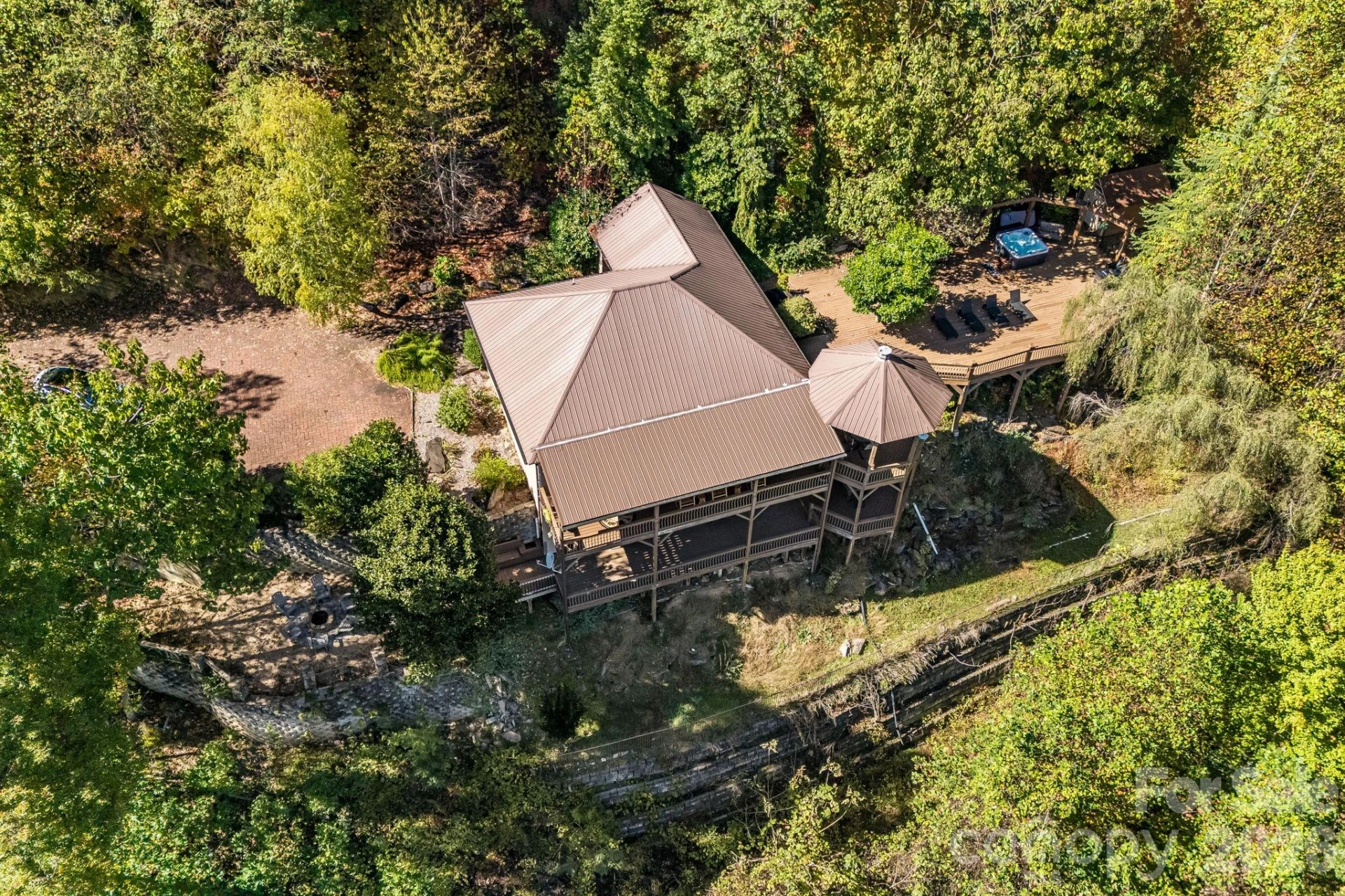 2076 Fontana Road - Photo 40