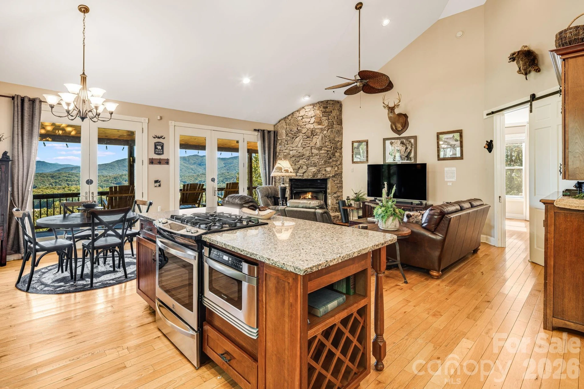 2076 Fontana Road - Photo 6