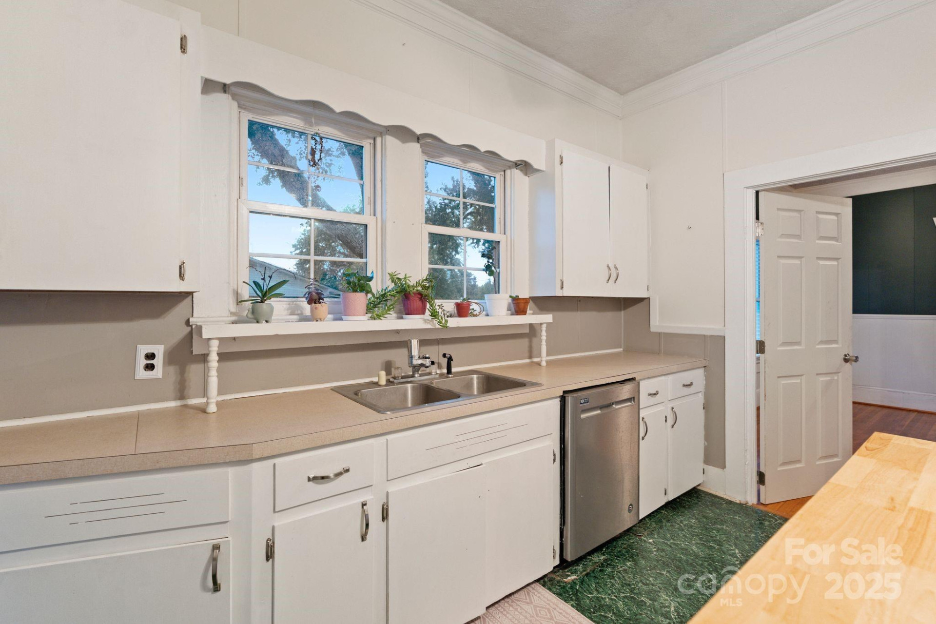 6921 Harmony Grove Road - Photo 12