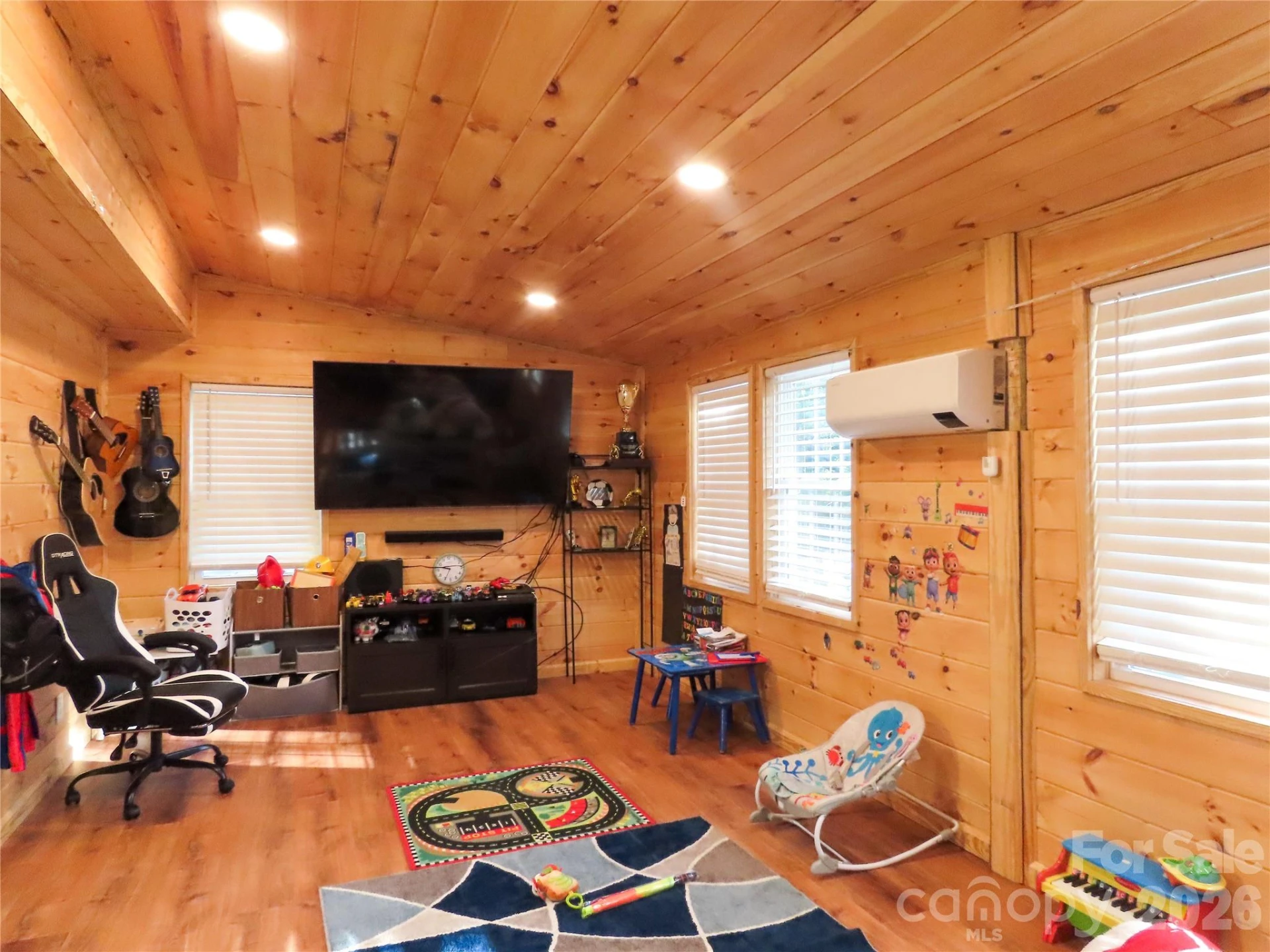 214 Springs Street - Photo 19