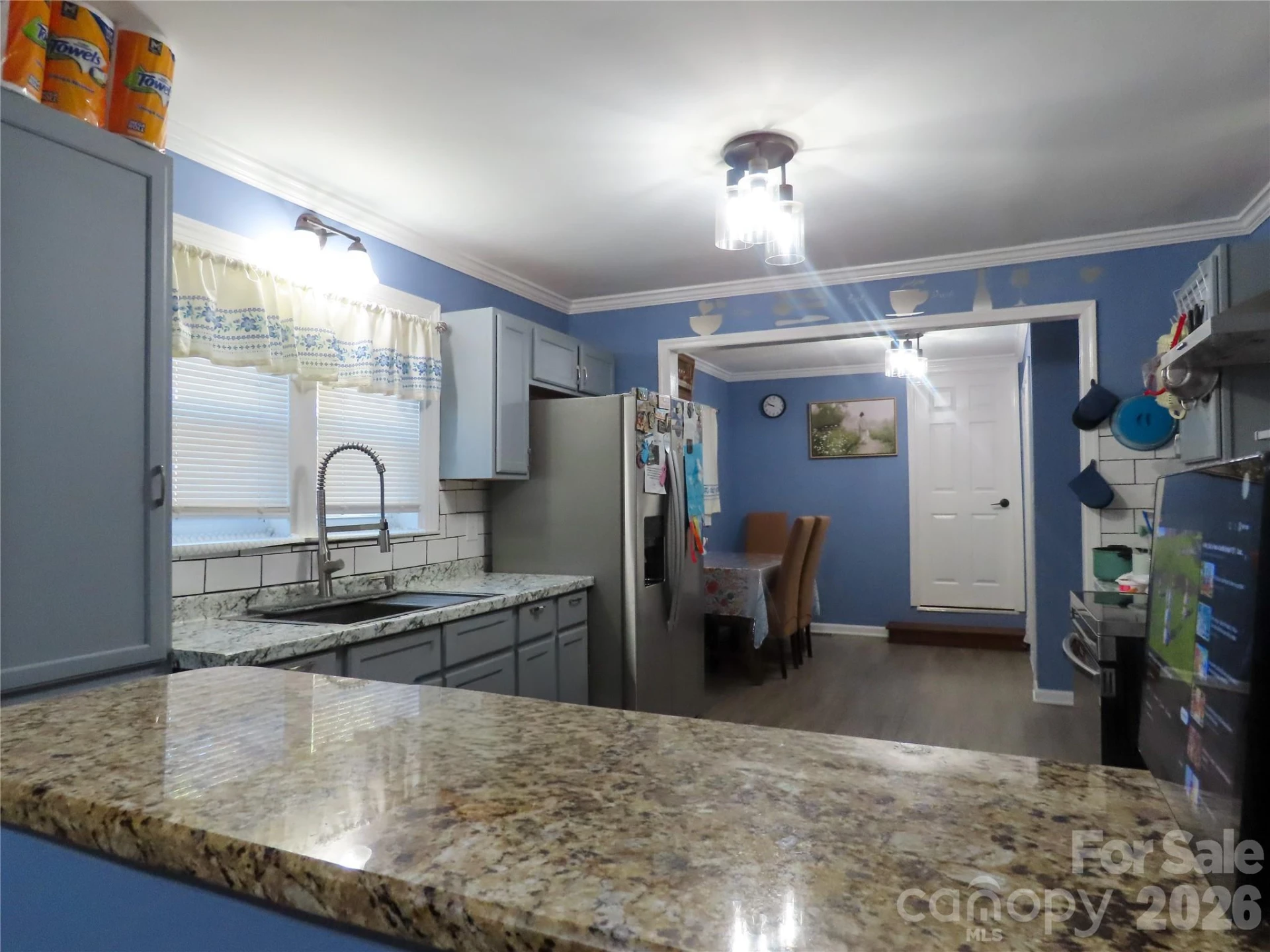 214 Springs Street - Photo 8