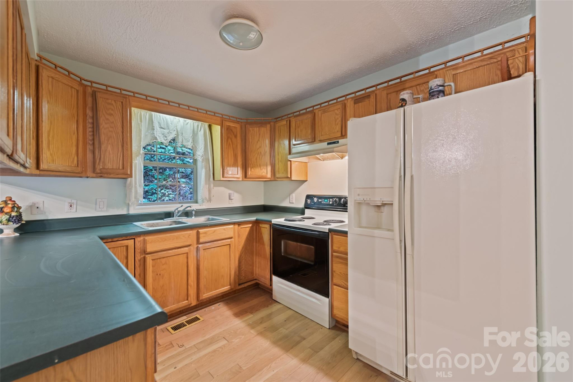 42 Greenview Drive - Photo 11