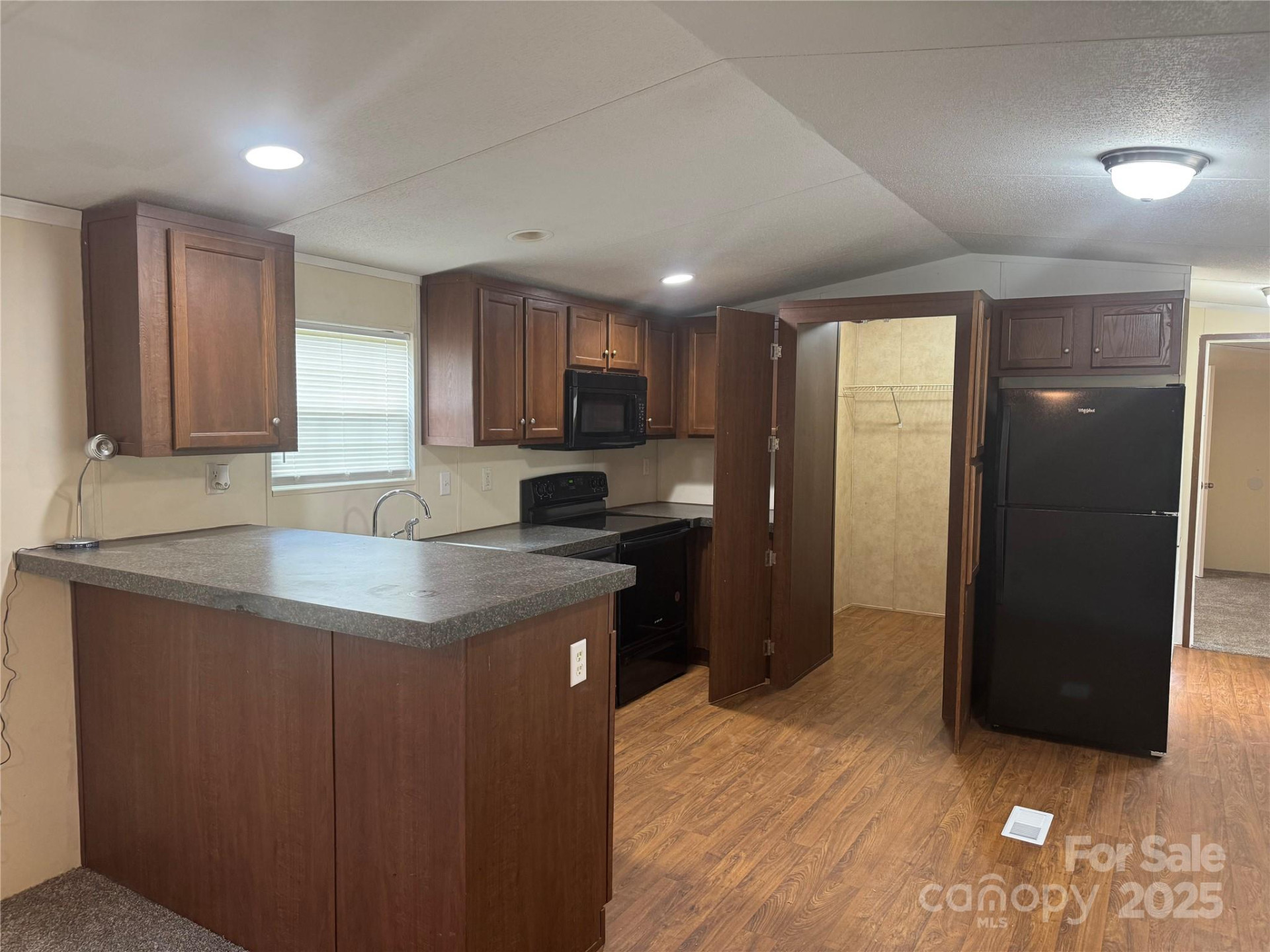 28 Cody Brian Drive - Photo 10