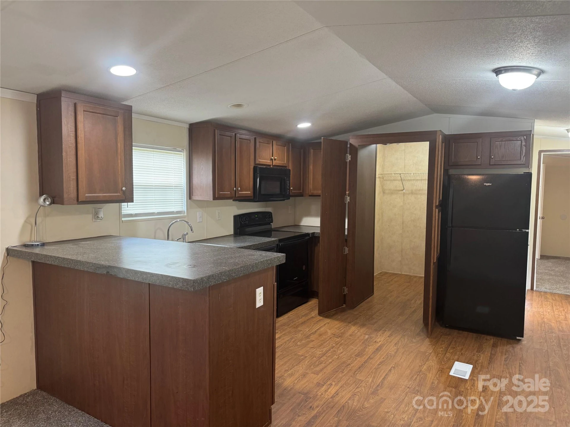 28 Cody Brian Drive - Photo 10