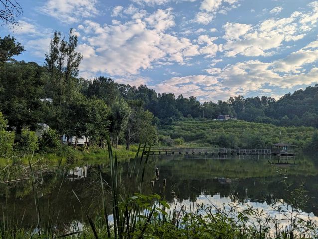 876 Saylor Lake Road, Bakersville, NC, 28705