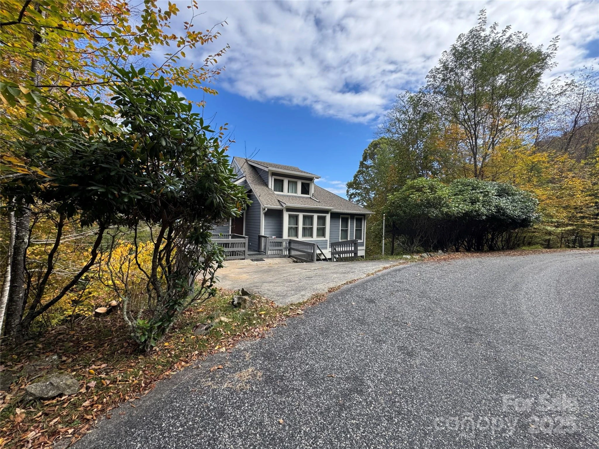 92 Goldenleaf Drive - Photo 6