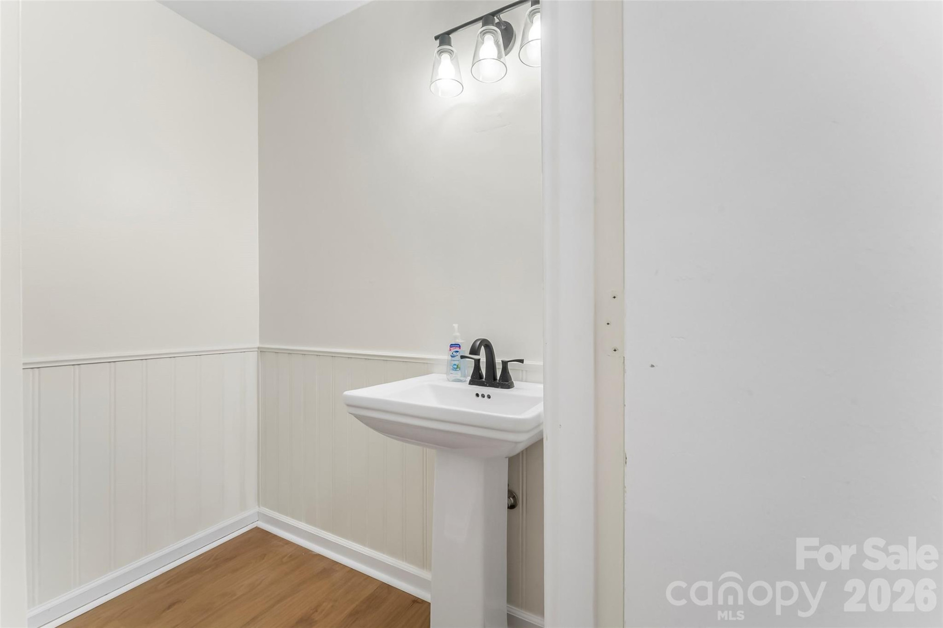 1300 Hankins Road - Photo 31