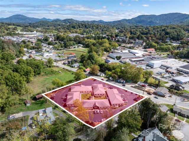 367 Dellwood Road, Waynesville, NC, 28786