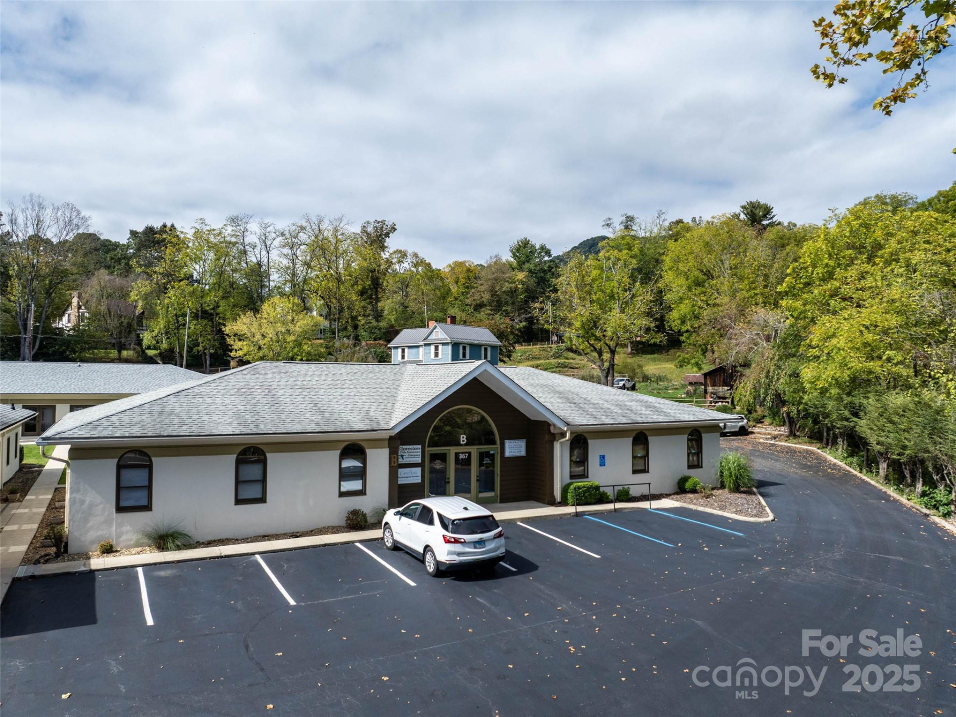 367 Dellwood Road - Photo 4