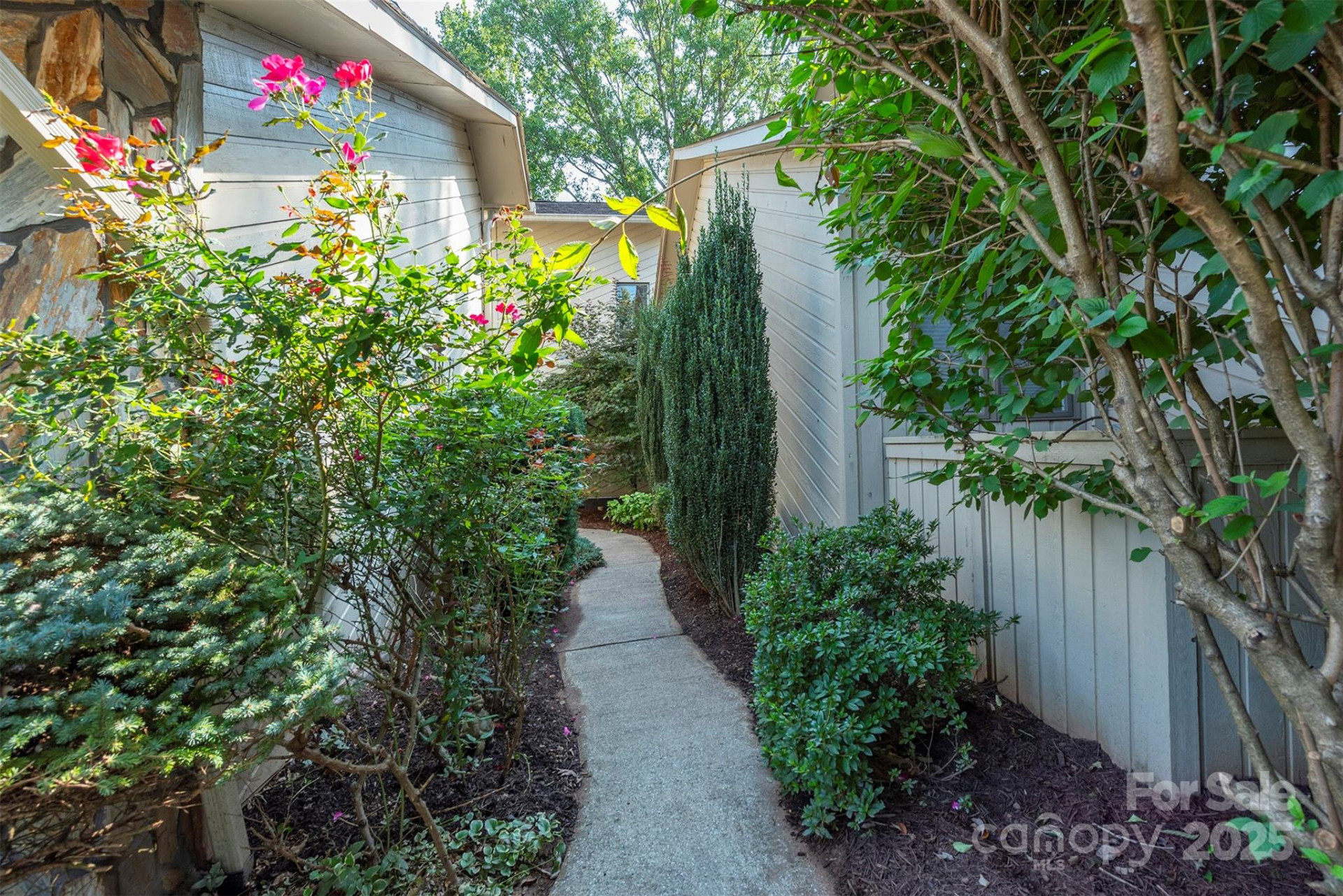 115 Clubwood Court - Photo 47