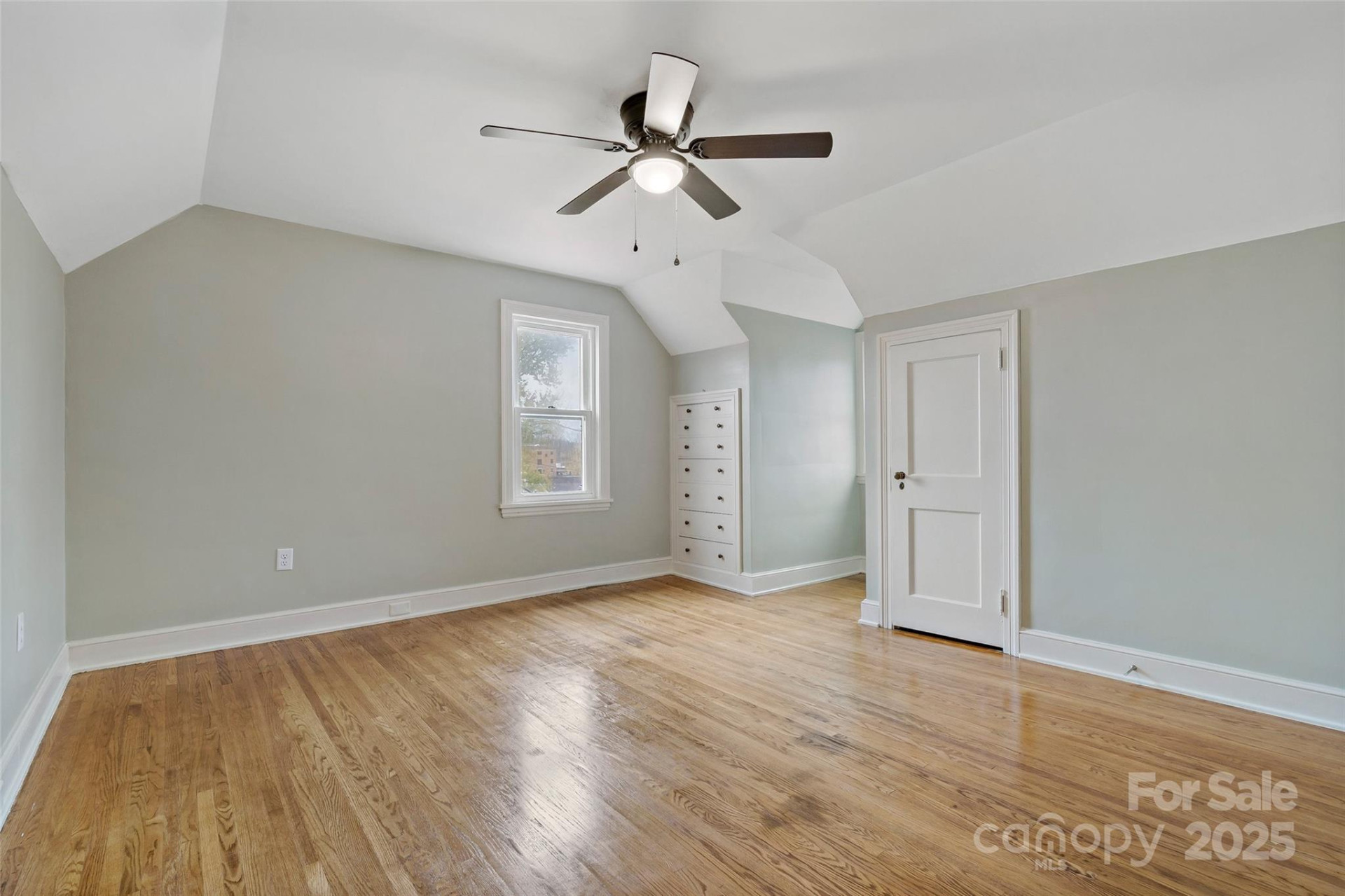 141 Madison Street - Photo 32