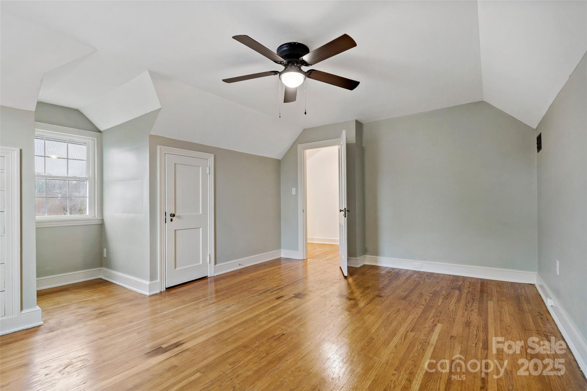 141 Madison Street - Photo 33