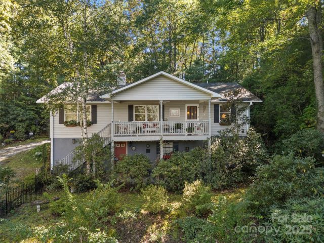 296 Ivy Ridge Circle