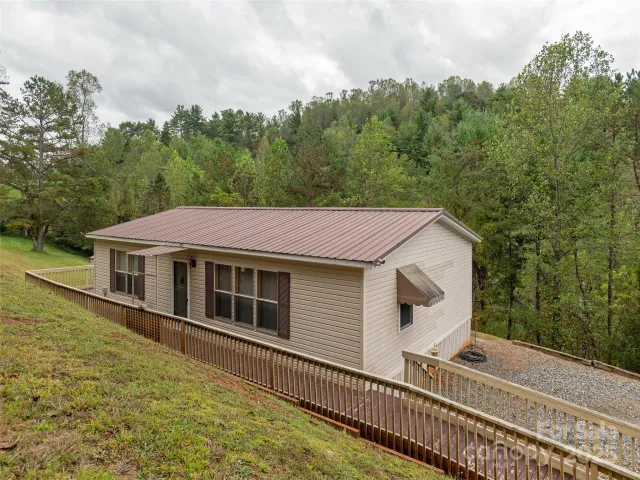 81 Mount Airy Road