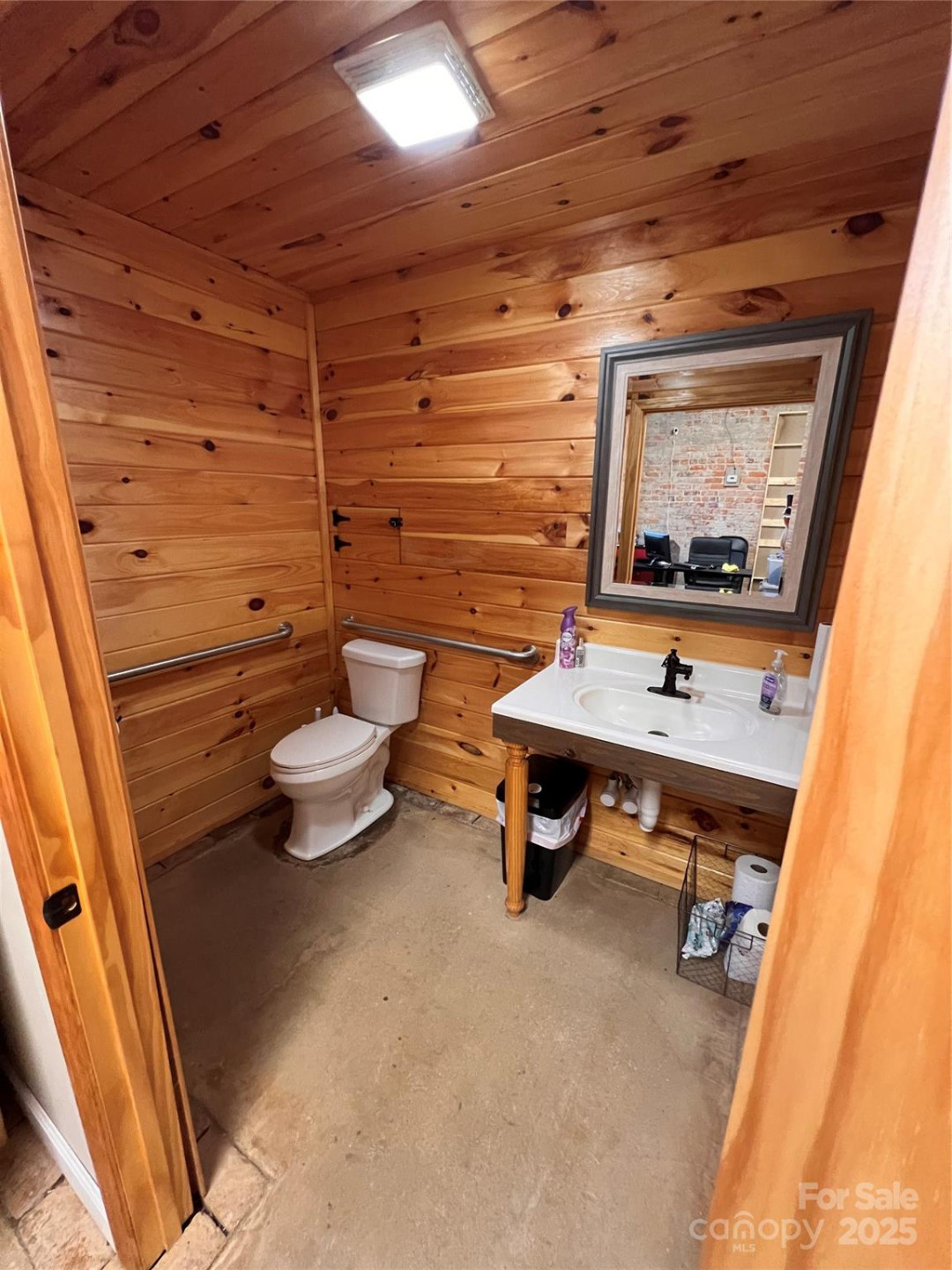 135 Main Street - Photo 13