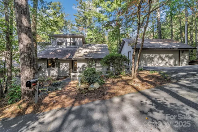 23 Cedarwood Trail