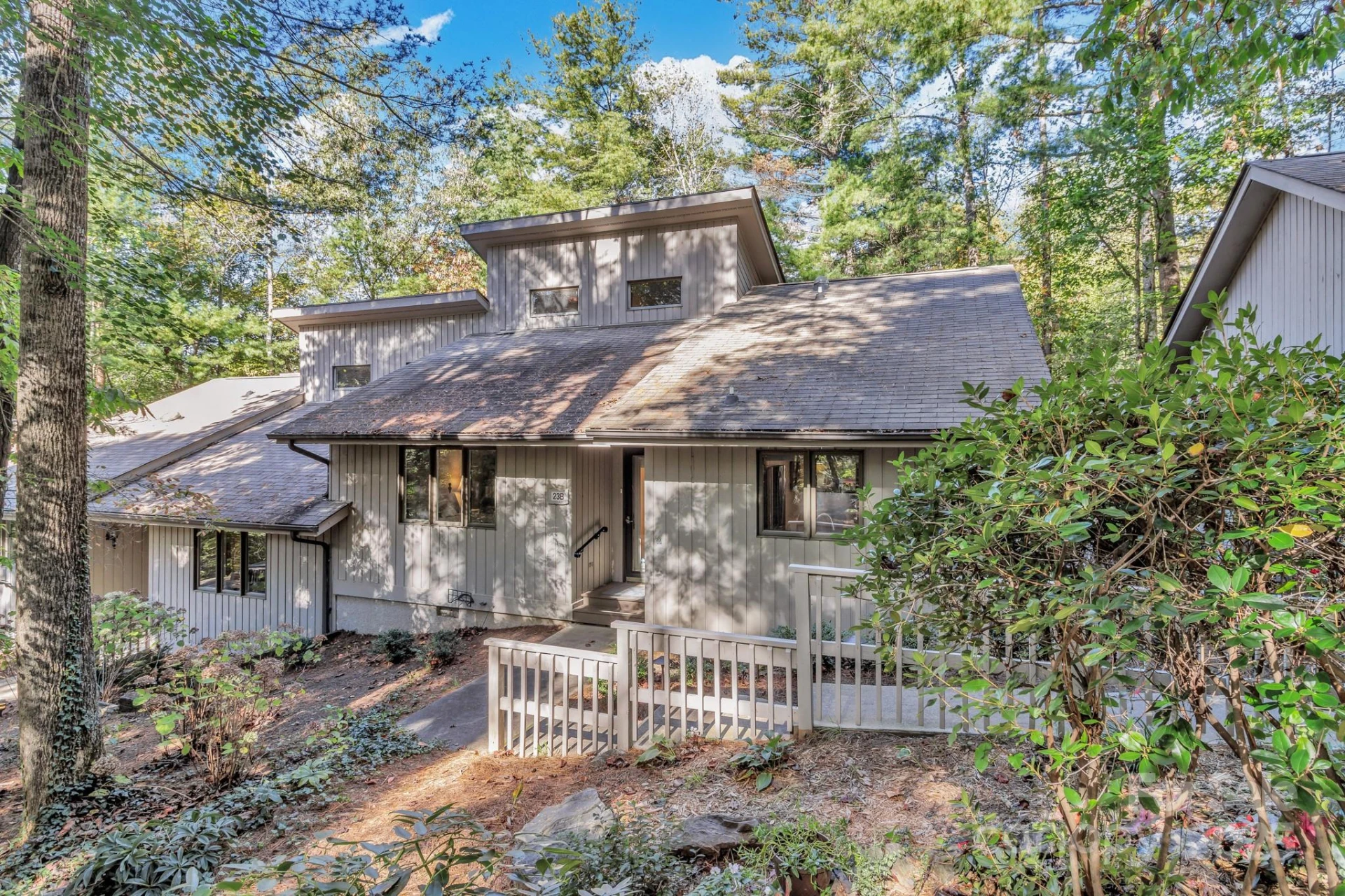23 Cedarwood Trail #B - Photo 3