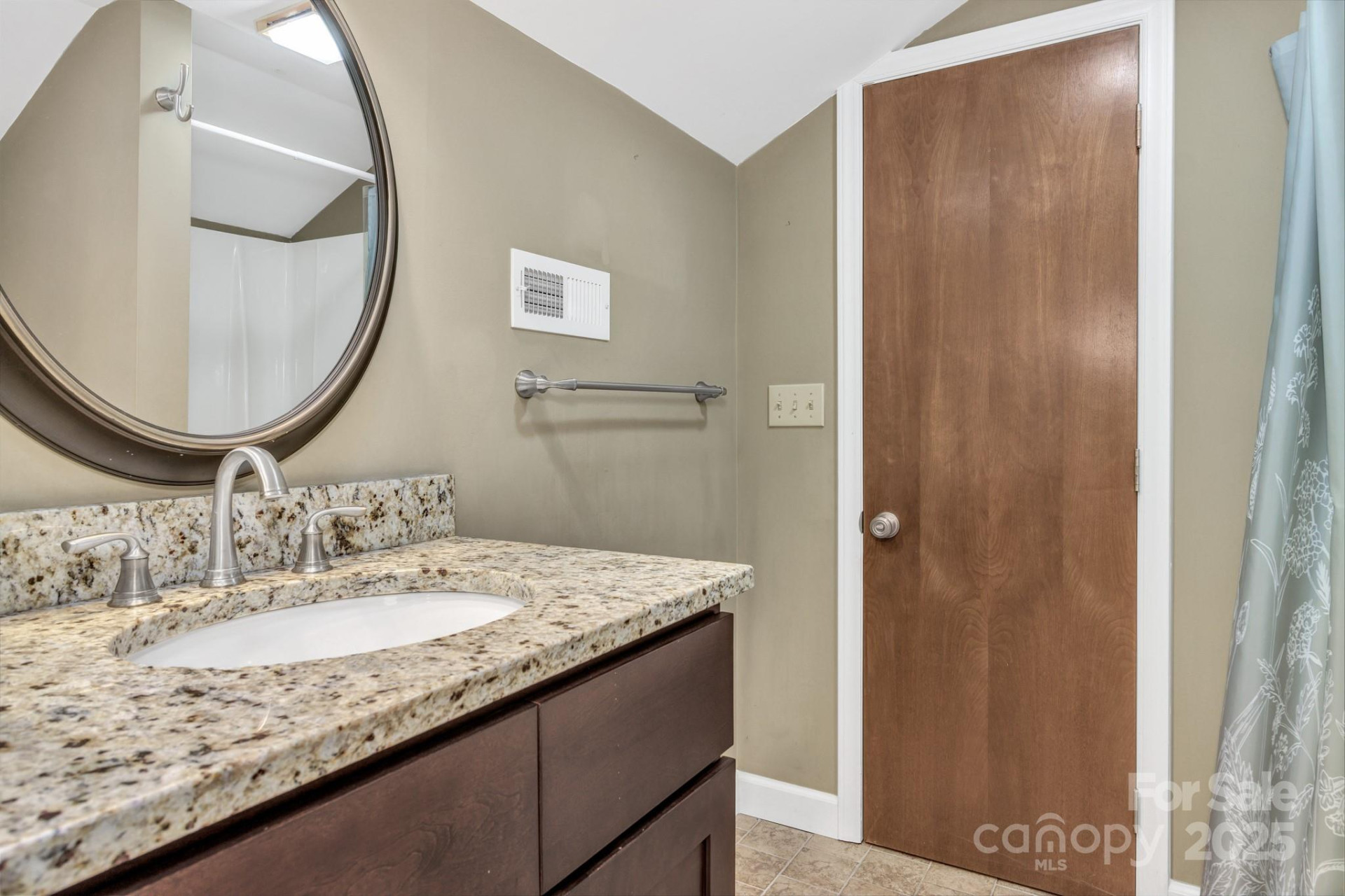 23 Cedarwood Trail #B - Photo 36