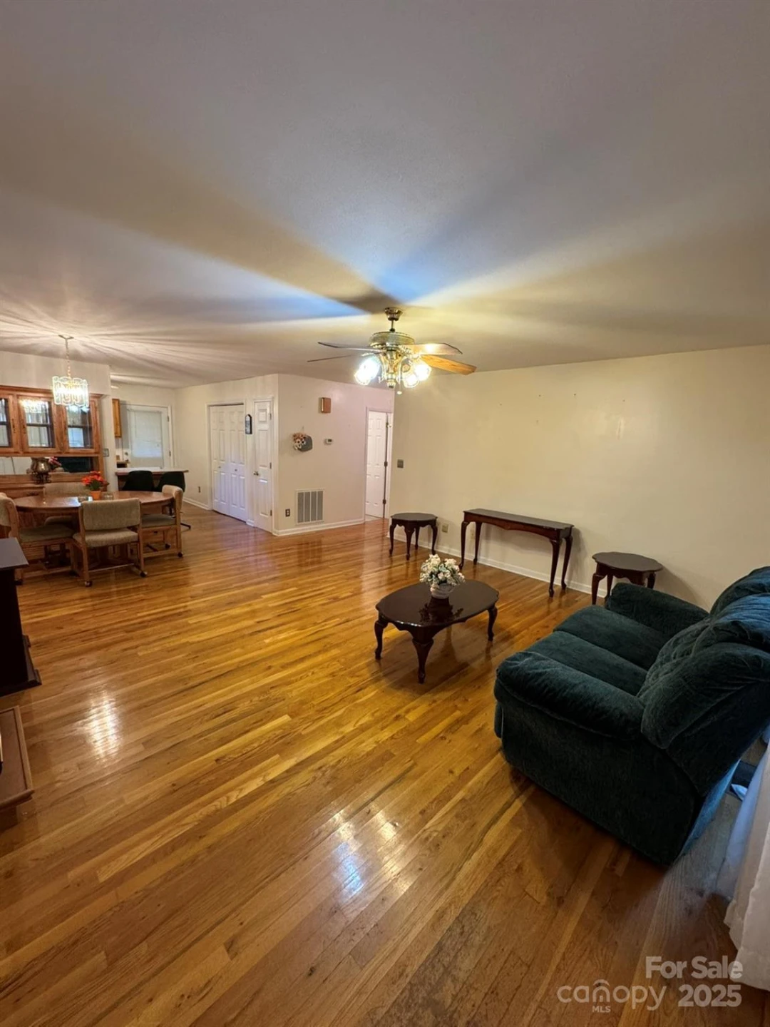 101 Whispering Pines Drive - Photo 4