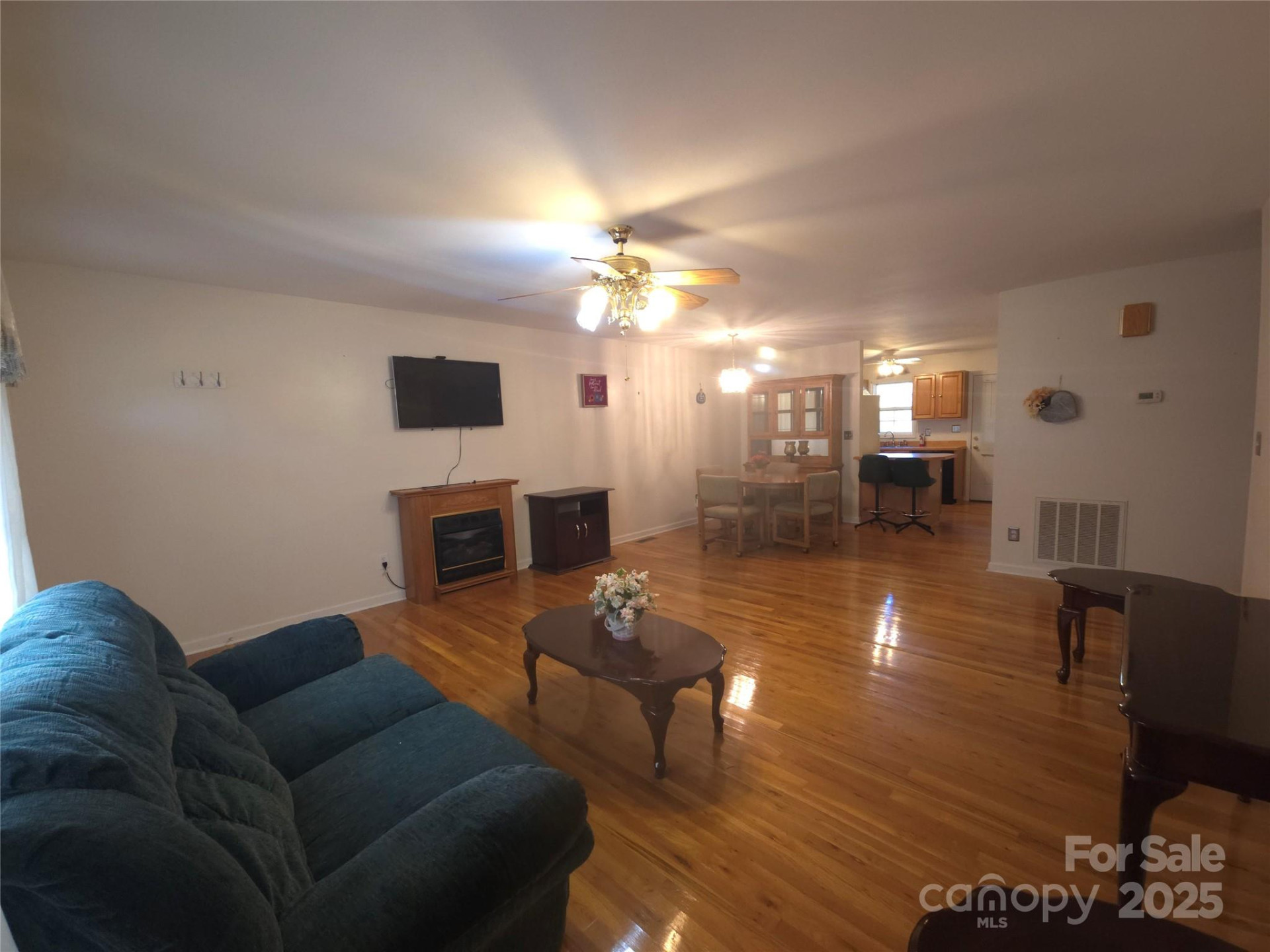 101 Whispering Pines Drive - Photo 8