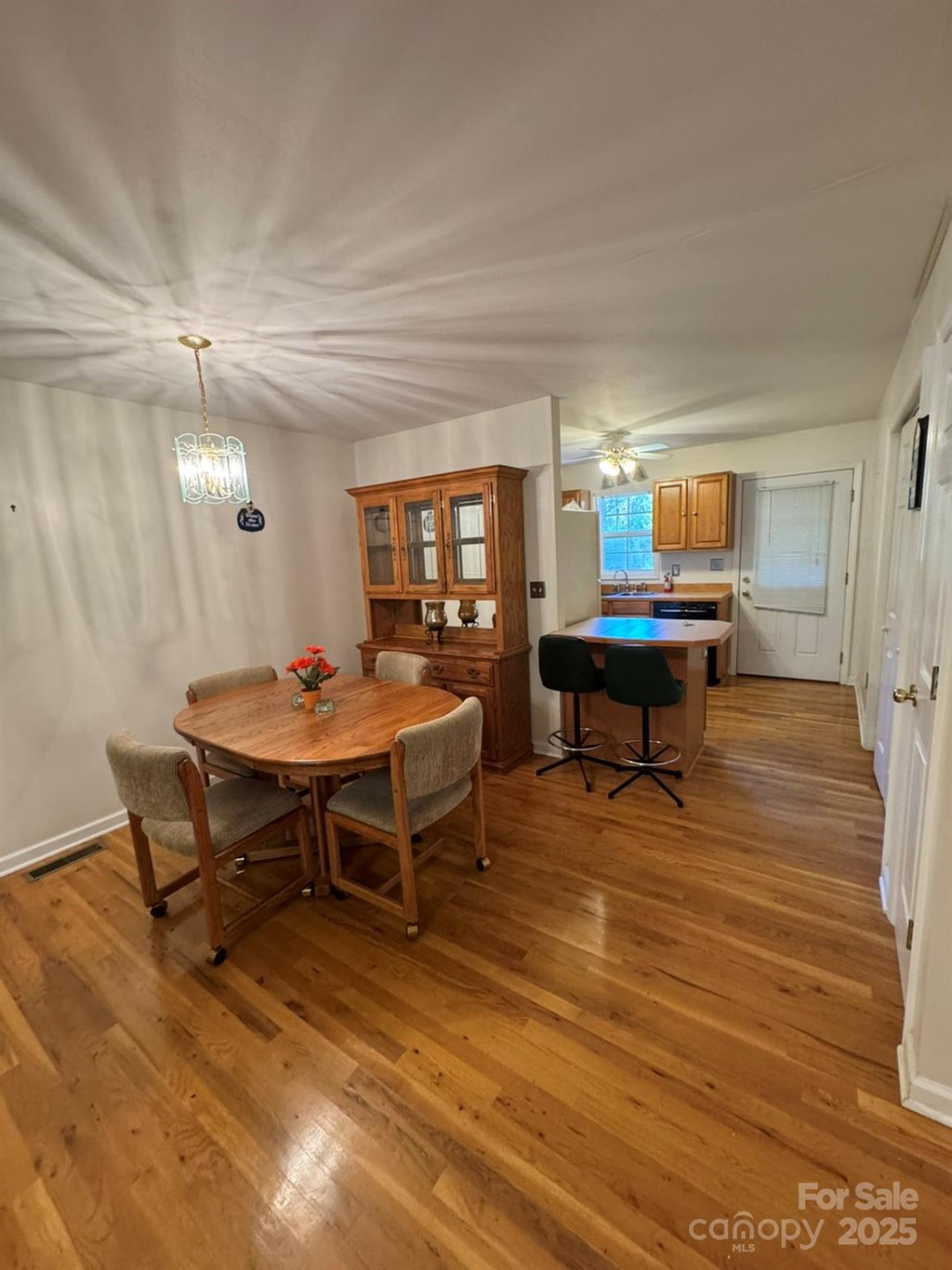101 Whispering Pines Drive - Photo 9