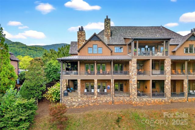 305 Clubhouse Lane, Mill Spring, NC, 28756