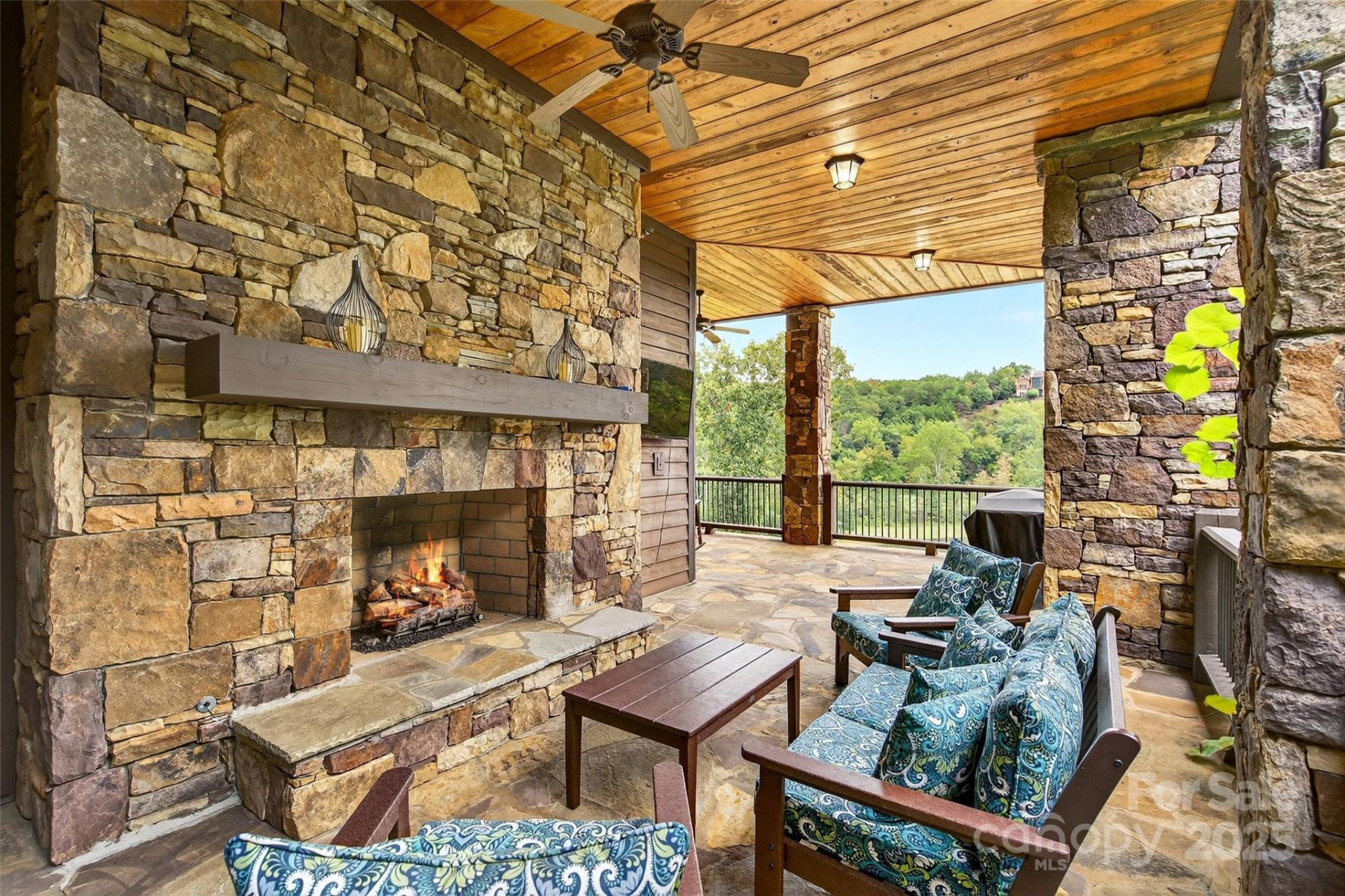 305 Clubhouse Lane #B102 - Photo 31