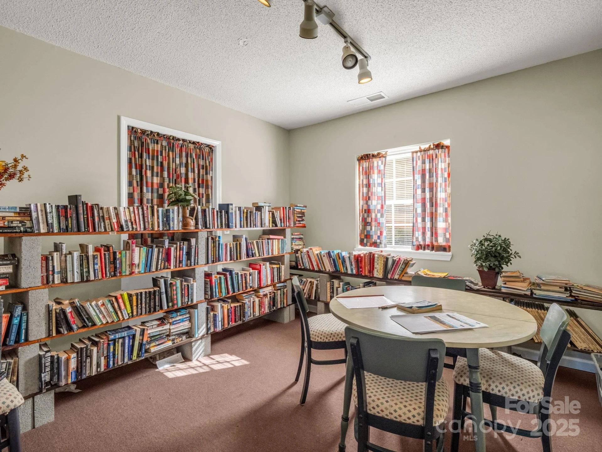 110 Creeks End Circle - Photo 36