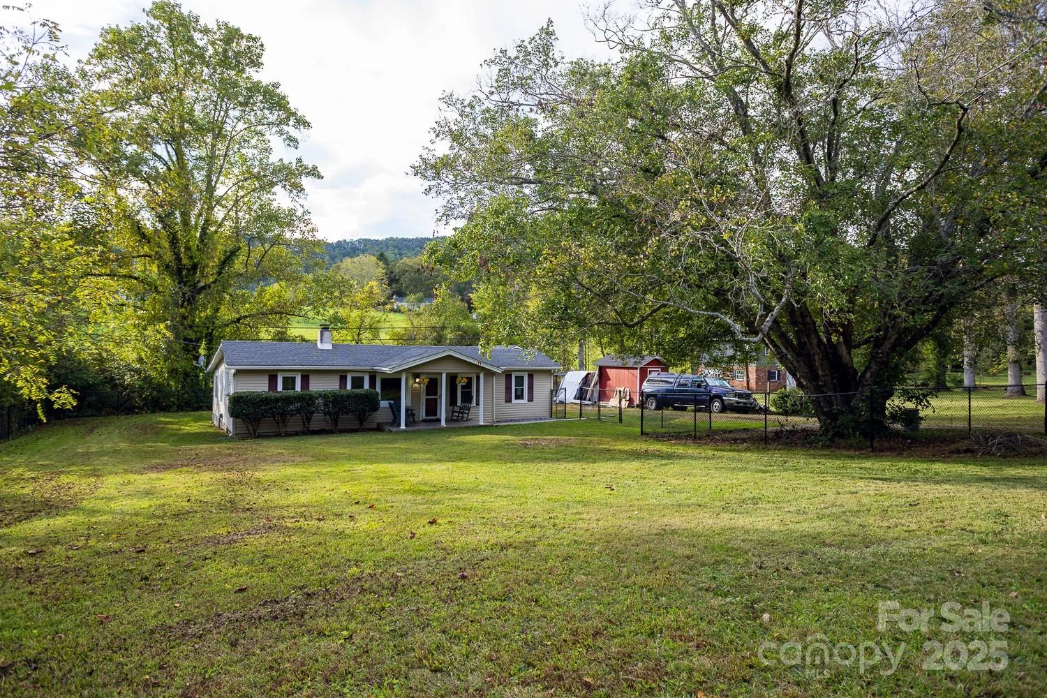 948 Riceville Road - Photo 5