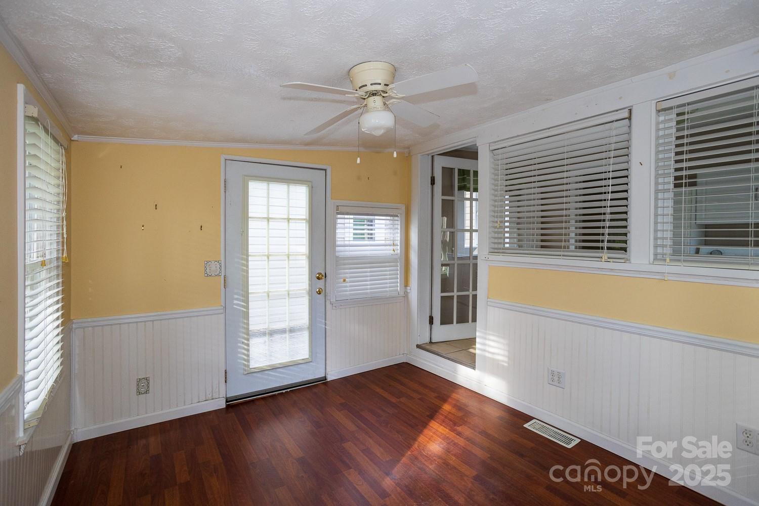 948 Riceville Road - Photo 9