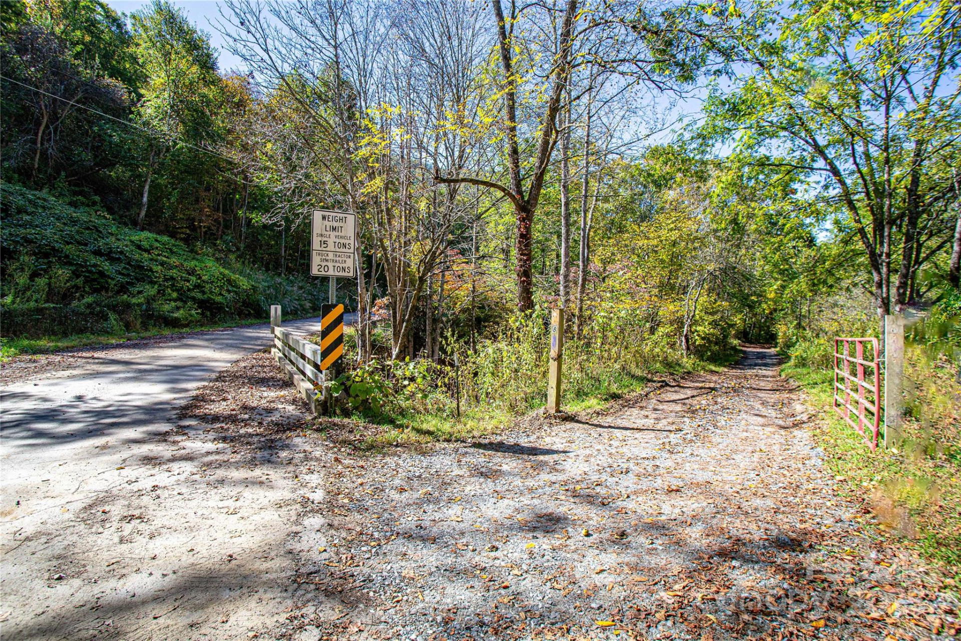 10 Dodd Road - Photo 2