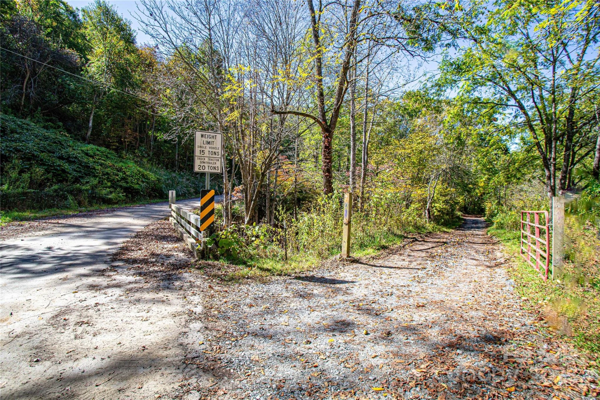10 Dodd Road - Photo 2