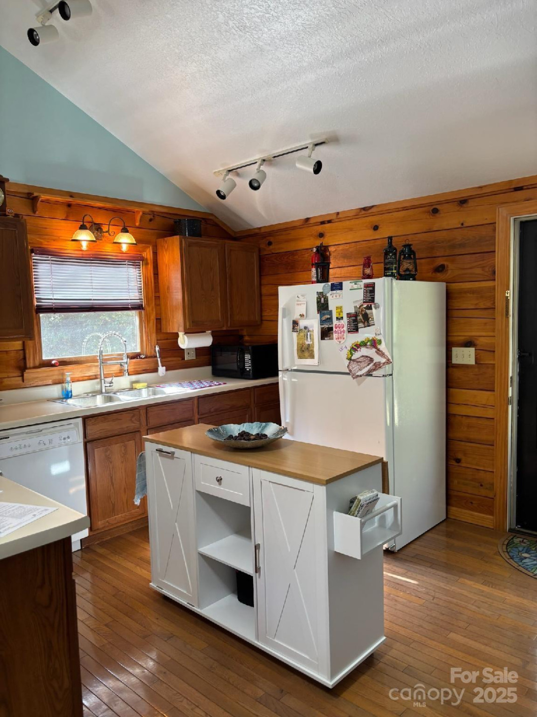 408 Dora Lane - Photo 8