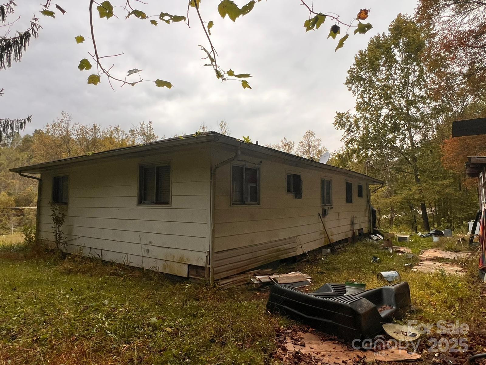 1371 Wing Road - Photo 6
