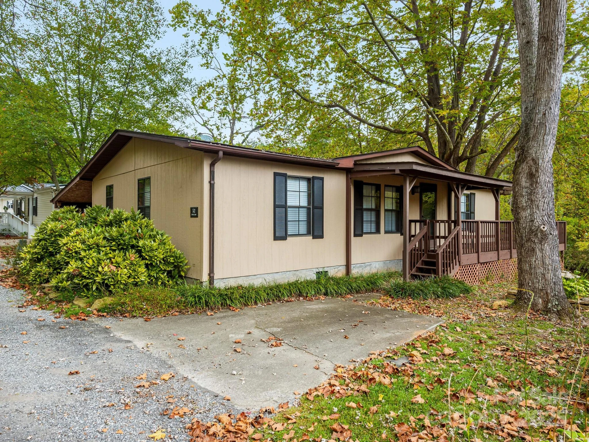 52 Delta Lane