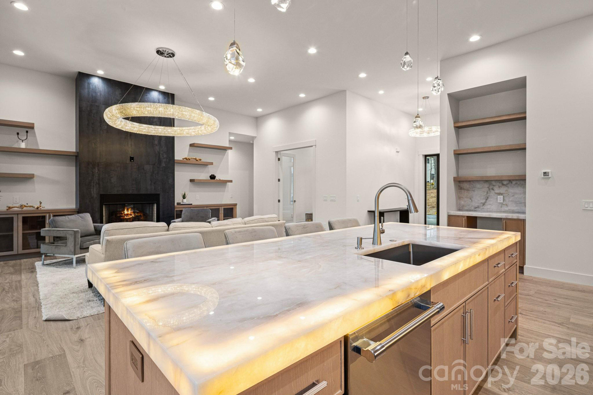 132 Sunridge Avenue - Photo 7