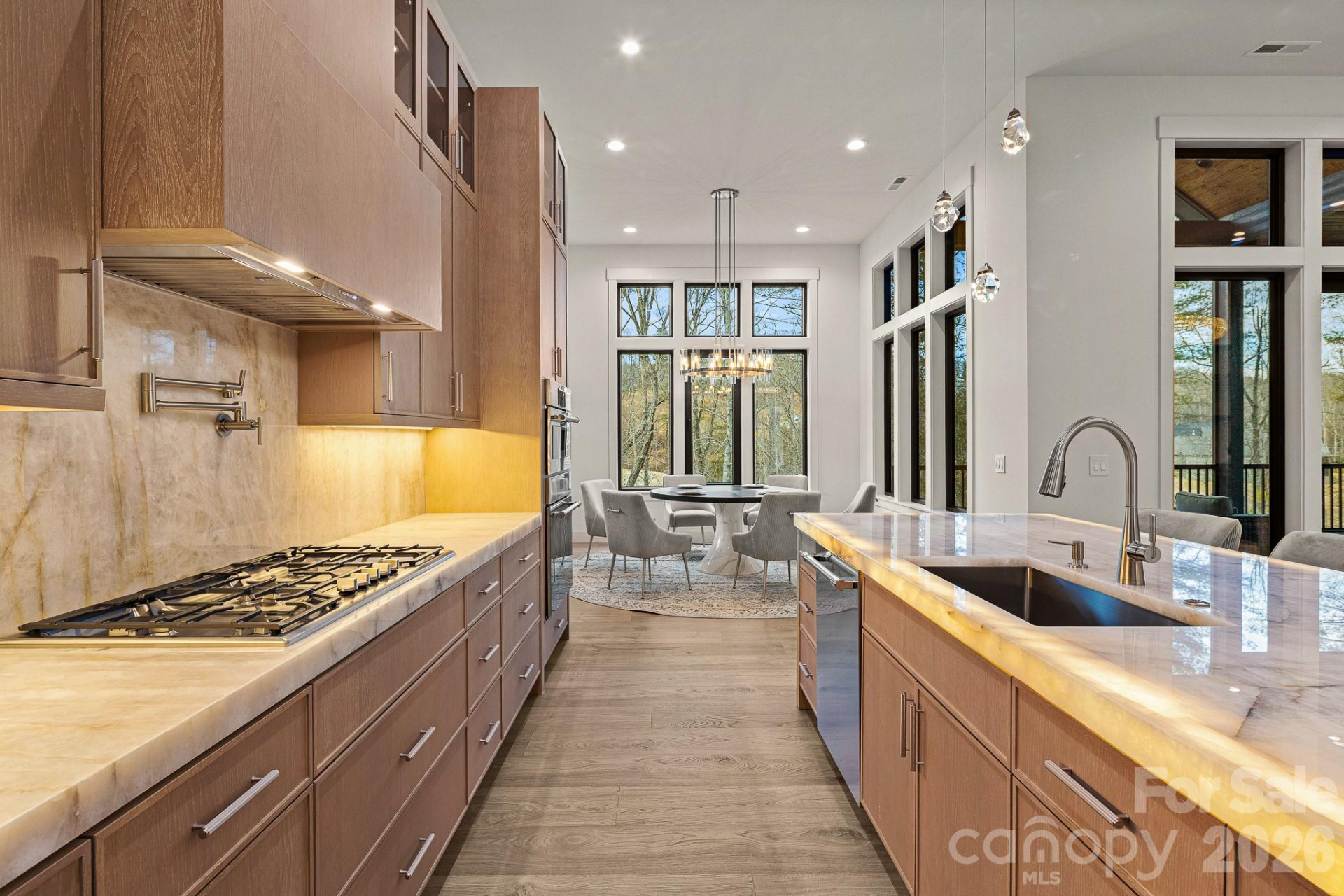 132 Sunridge Avenue - Photo 8