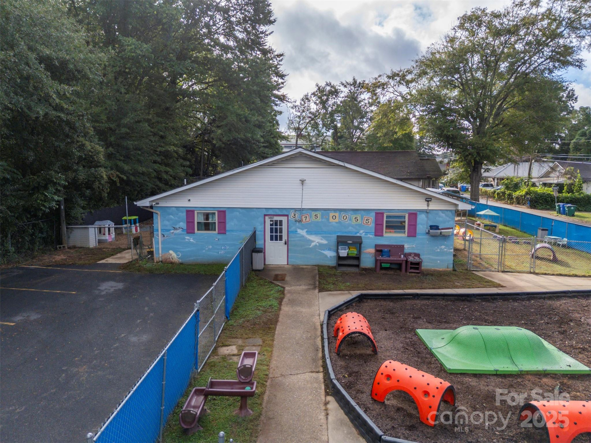 236 Textile Avenue - Photo 4