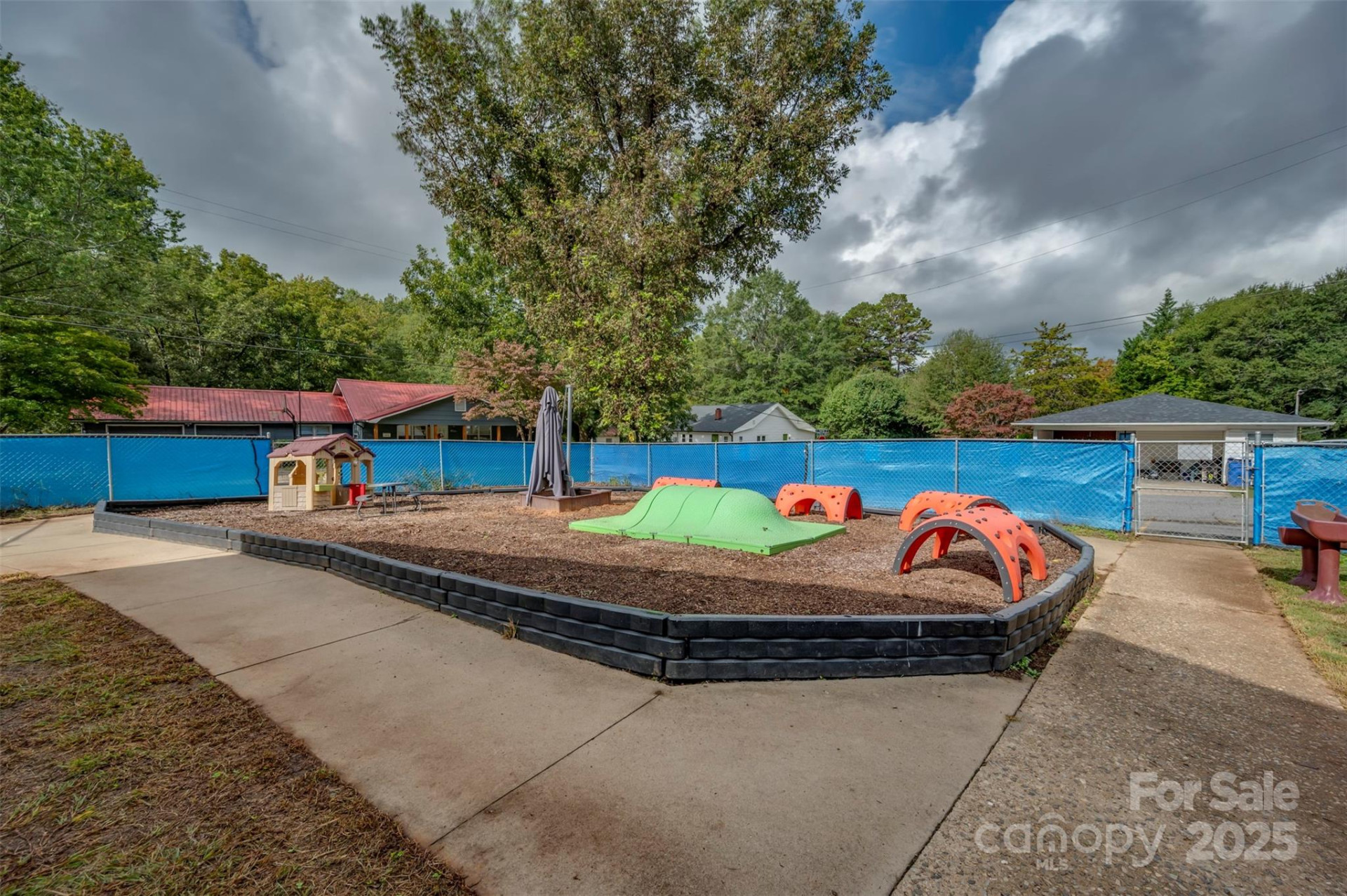 236 Textile Avenue - Photo 10