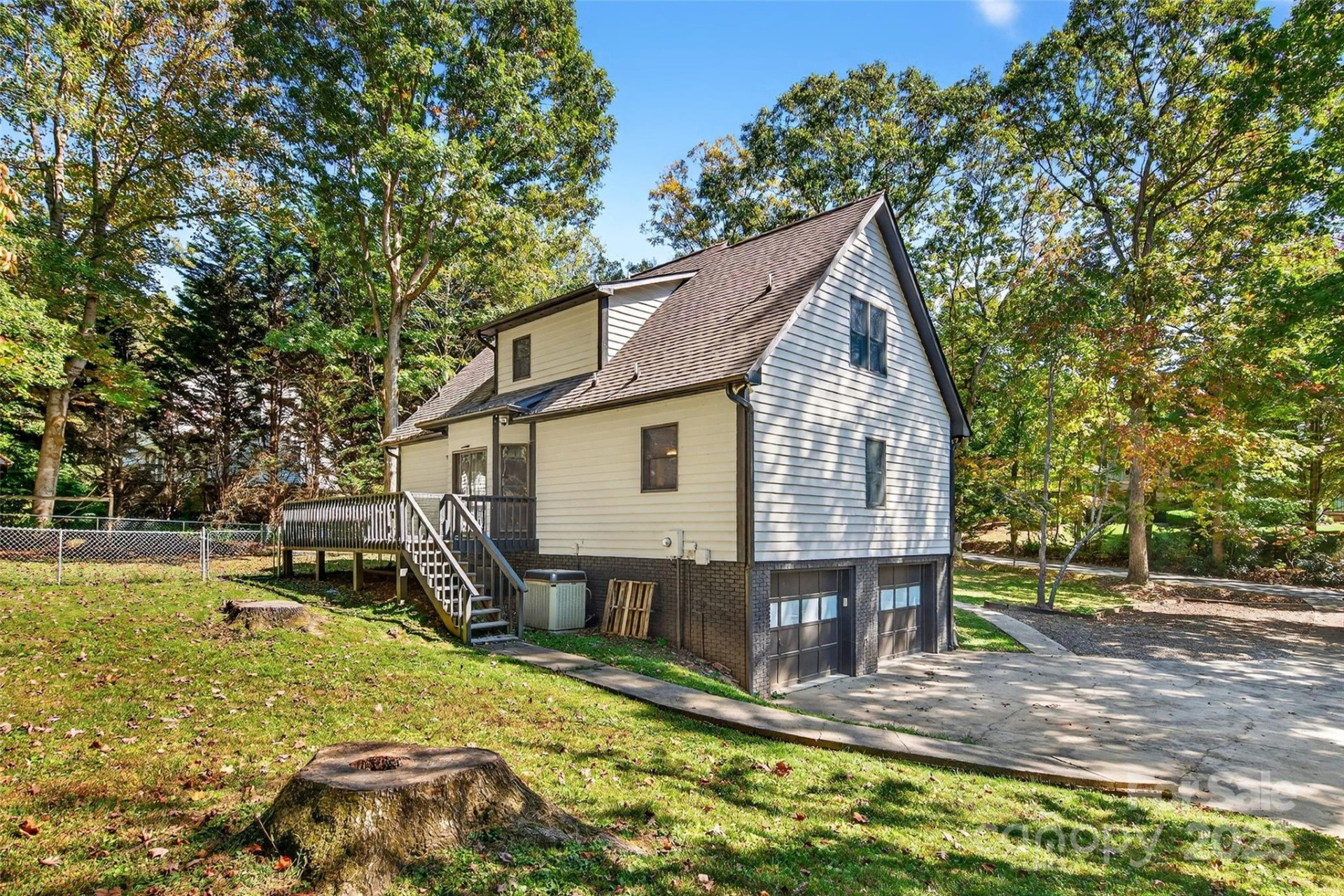 820 Lakey Gap Road - Photo 32