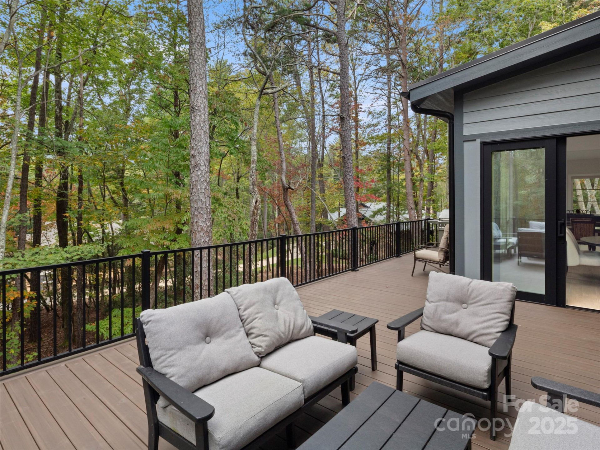 1565 Country View Way - Photo 19