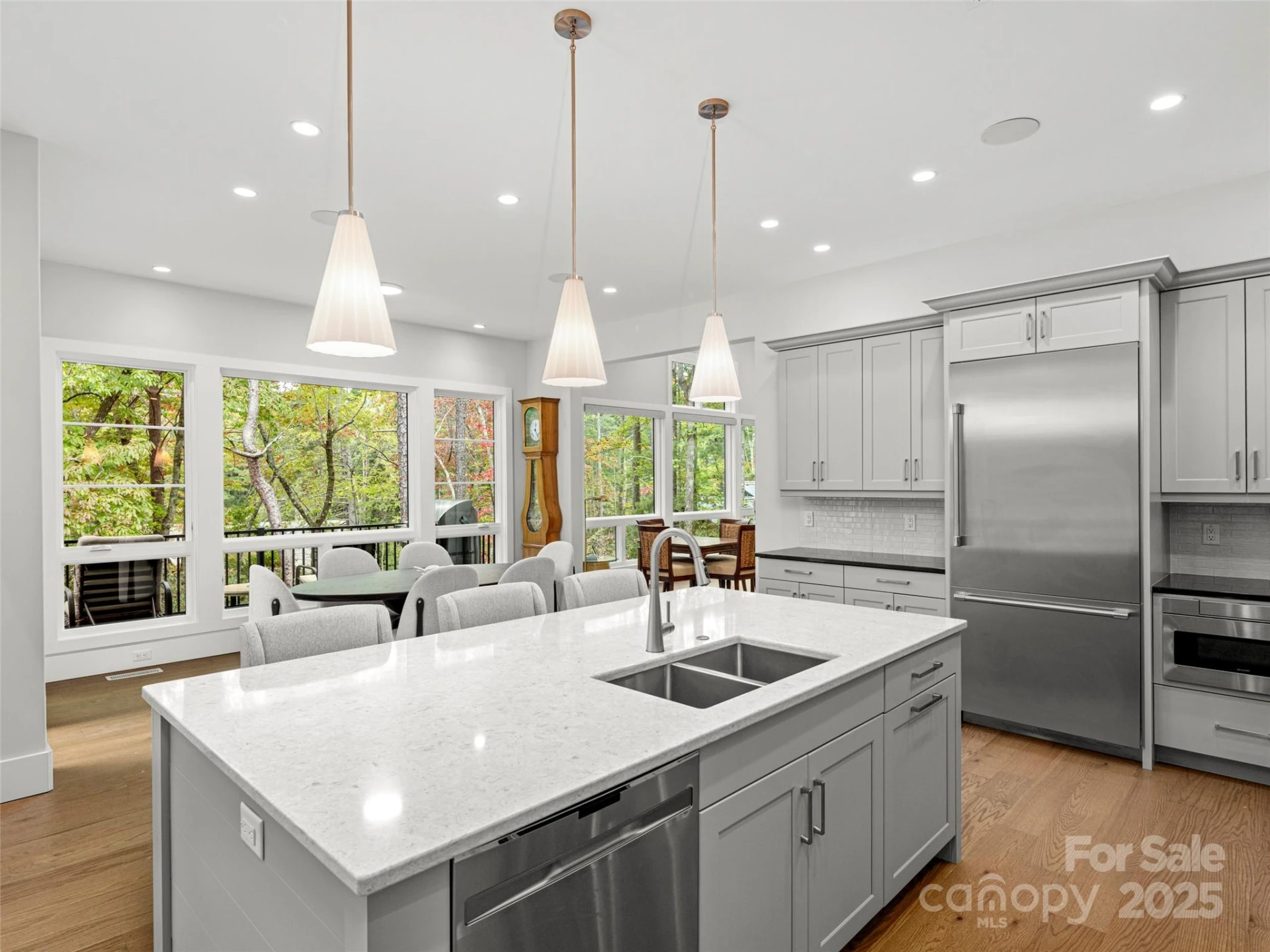 1565 Country View Way - Photo 8