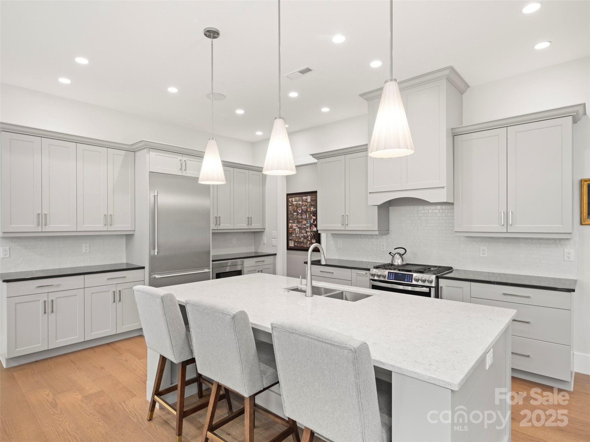 1565 Country View Way - Photo 9