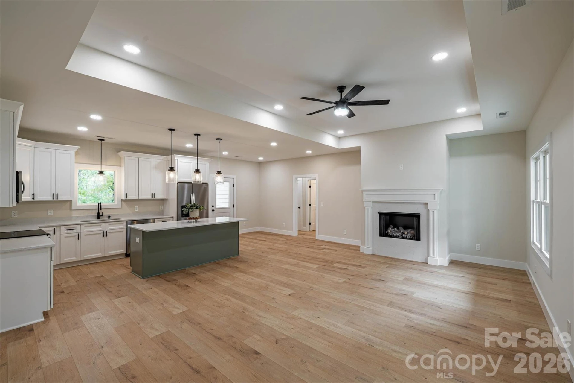 1008 Faith Court - Photo 4