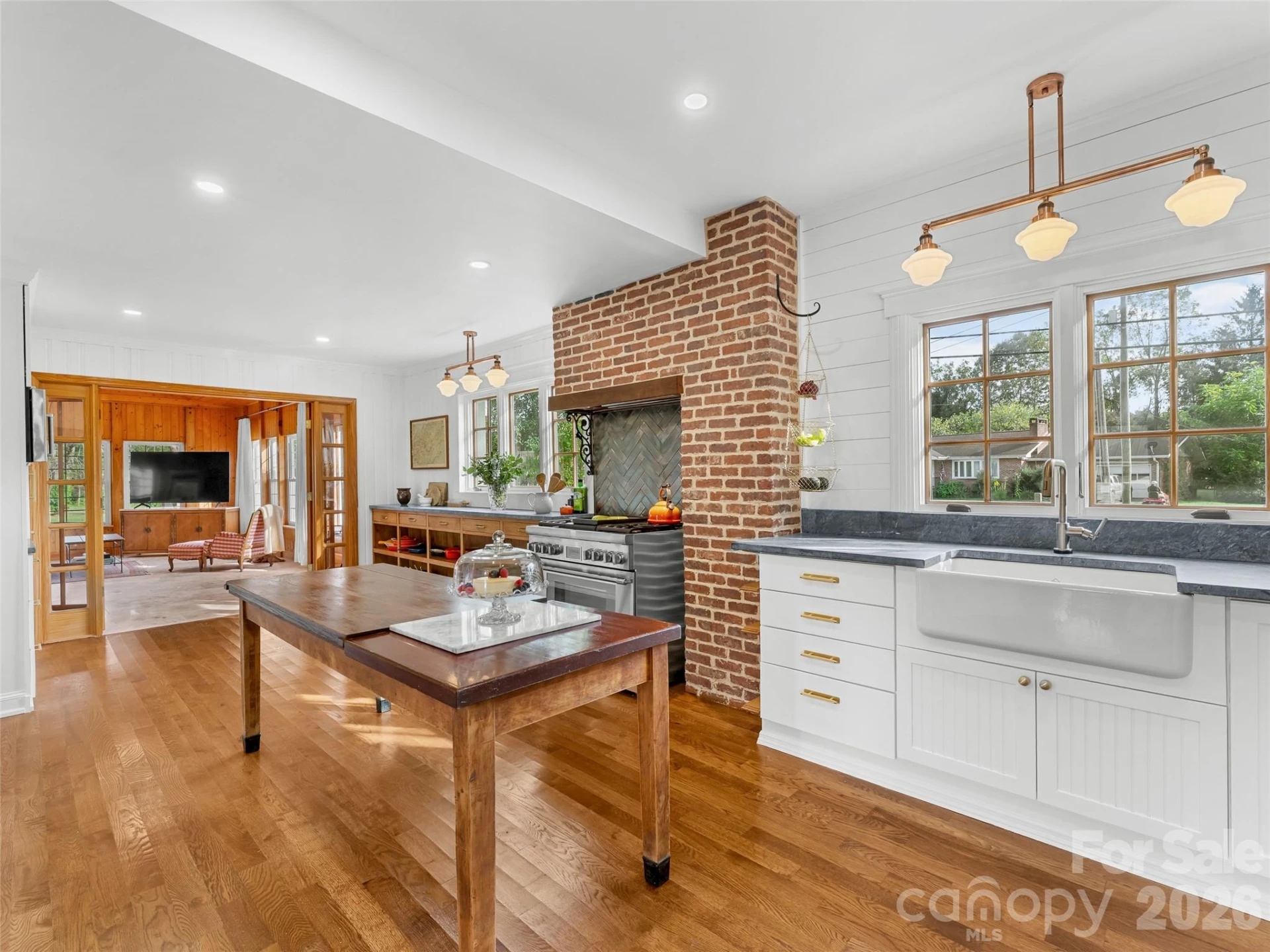 505 Country Club Road - Photo 3