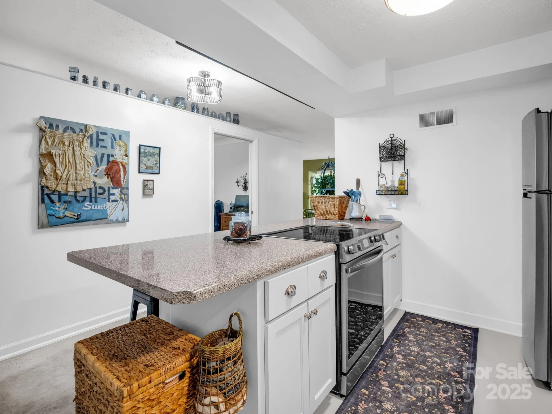 305 Grady Avenue - Photo 14