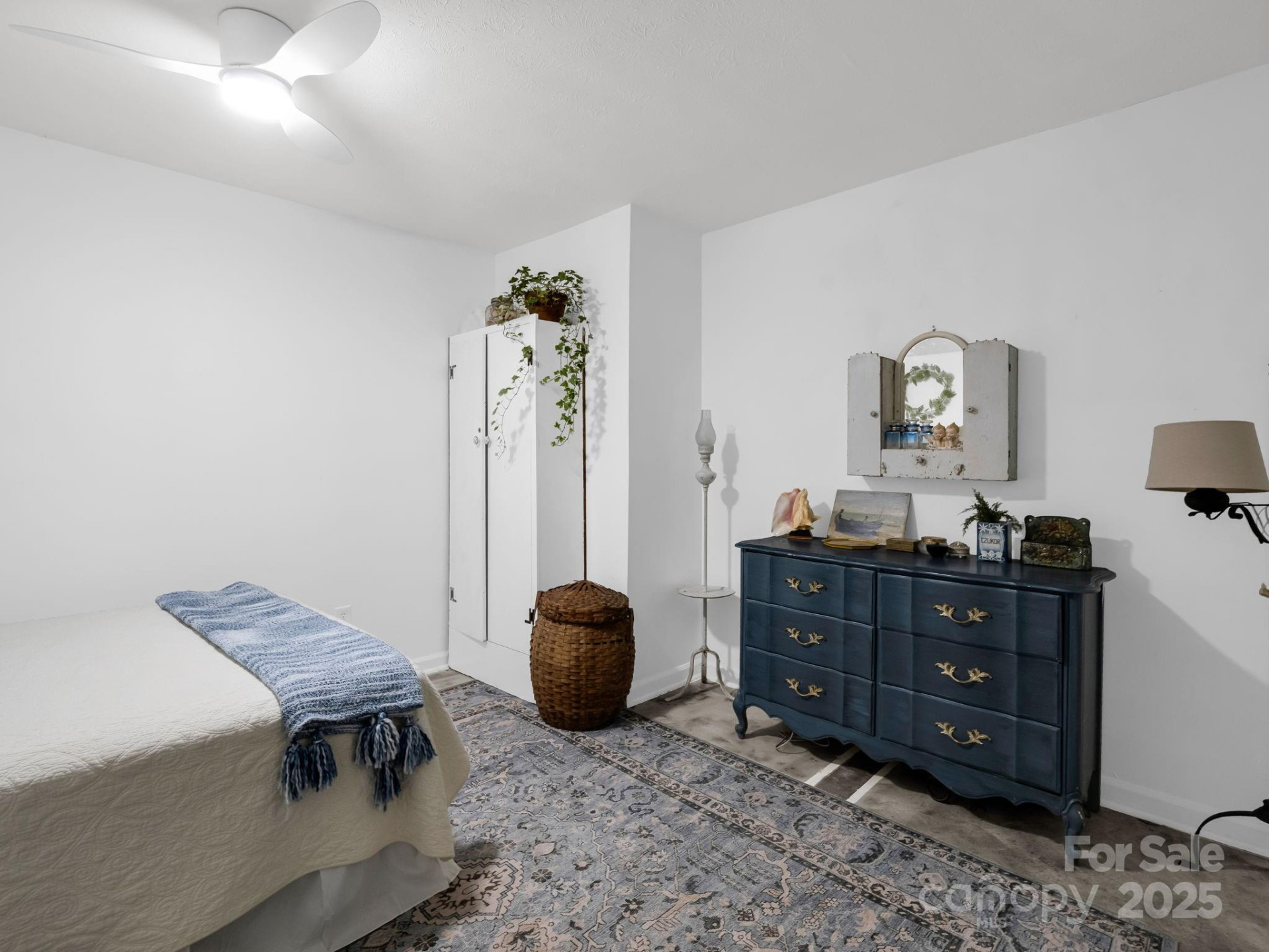 305 Grady Avenue - Photo 15